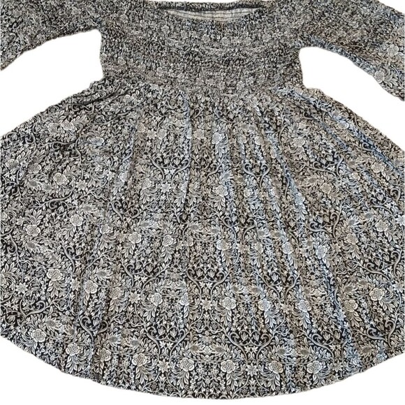 NWT 70's Inspired LCAS Abstract Smoked Bodice Bell Sleeve Dress - Picture 5 of 12